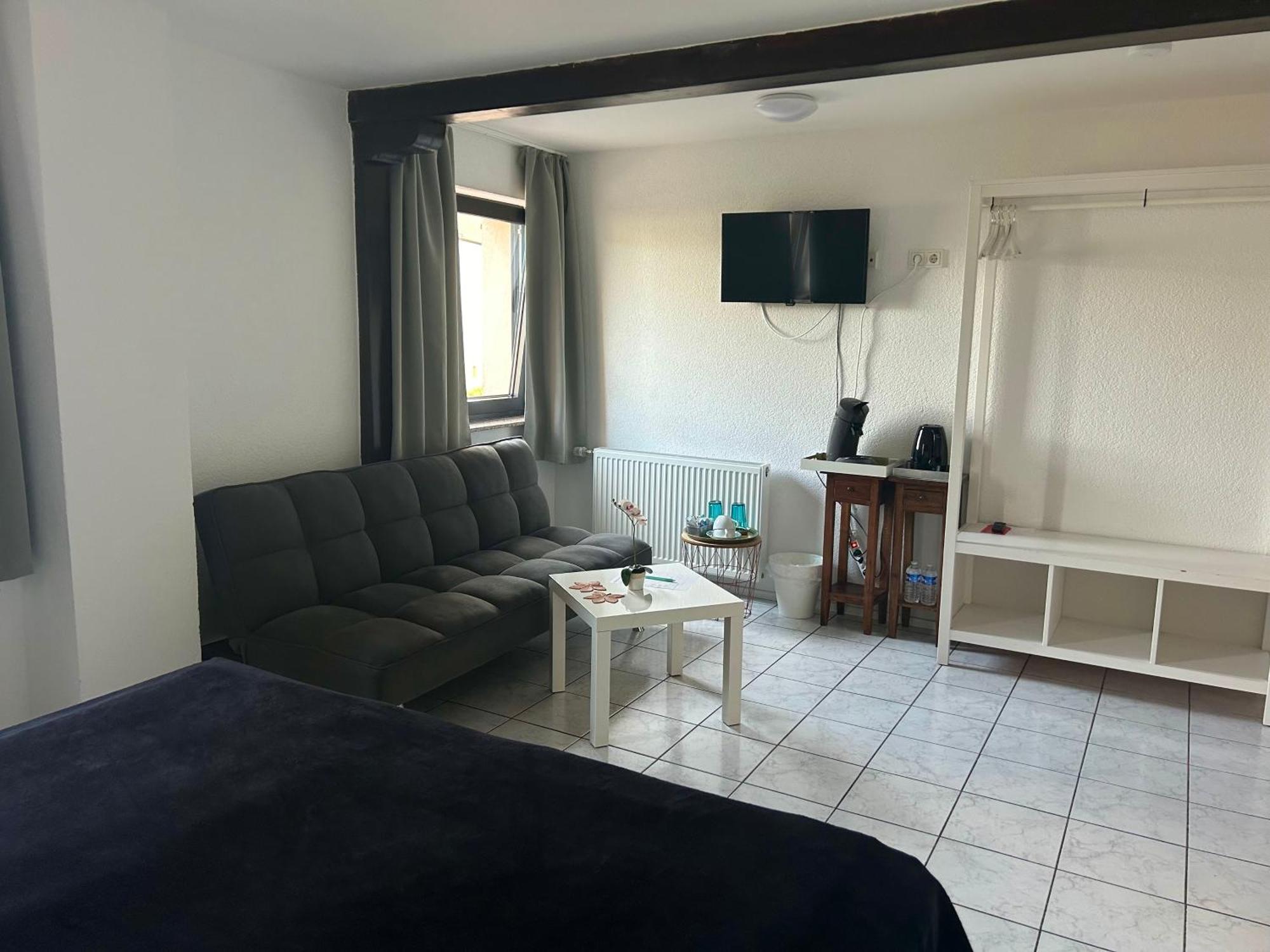Mikroapartments Klarenthal Sarrebruck Extérieur photo
